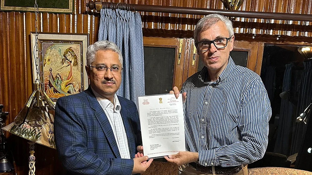उमर अब्दुल्ला 16 अक्टूबर को लेंगे मुख्यमंत्री पद की शपथ, उपराज्यपाल ने सरकार बनाने का दिया निमंत्रण