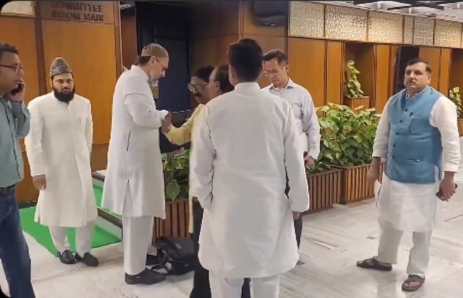 Waqf JPC: स्पीकर बिरला से मिले जेपीसी में शामिल विपक्षी सांसद- चेयरमैन जगदंबिका पाल के खिलाफ की शिकायत