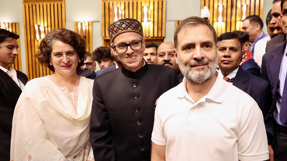 राहुल गांधी उमर अब्दुल्ला के शपथ ग्रहण समारोह में शामिल हुए।
