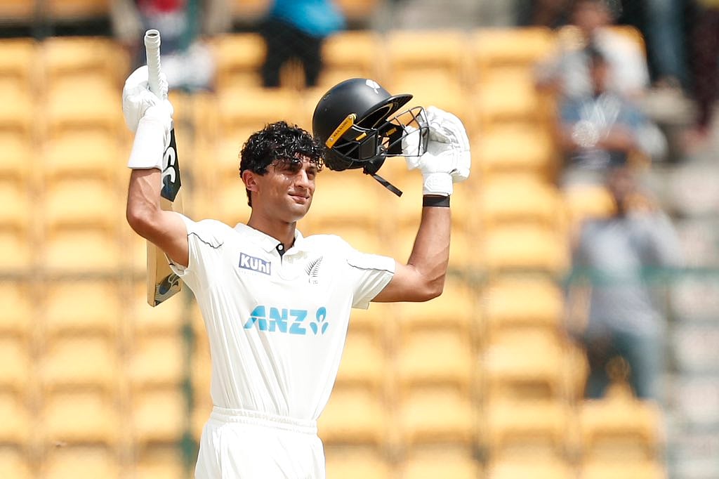 IND vs NZ: न्यूजीलैंड की पहली पारी 402 रन पर समाप्त, भारत पर 356 रनों की बढ़त, रचिन ने बनाए 134 रन 