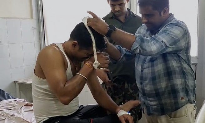 यूपी के बलिया में हादसा, बिहार पुलिस की बस पलटी, 29 जवान घायल, 10 की हालत गंभीर, अस्पताल में भर्ती