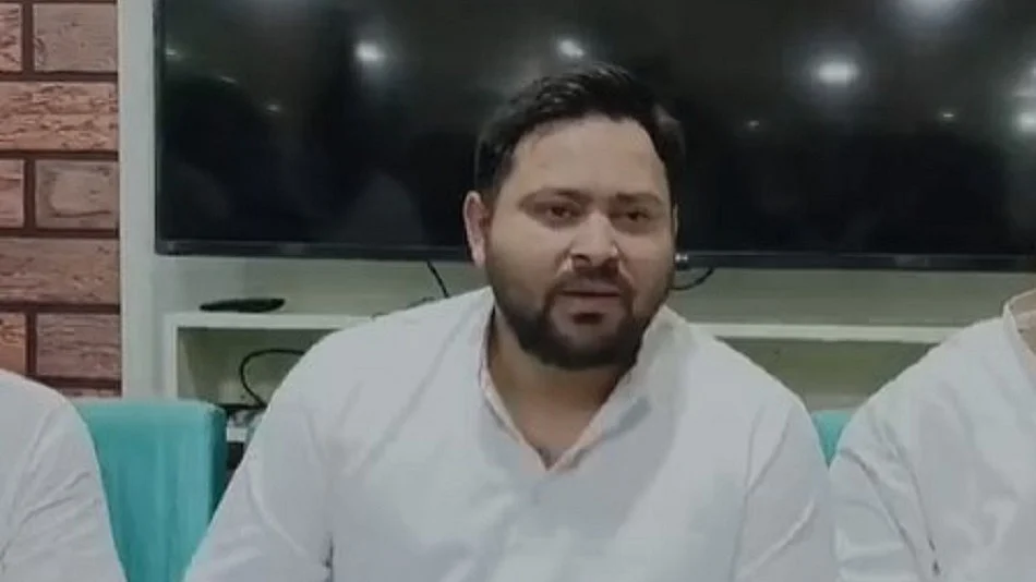 तेजस्वी यादव ने नीतीश कुमार पर नौकरी नहीं देने का लगाया आरोप, कहा- फाइल ही रुकवा दी थी