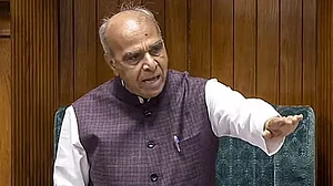 विपक्षी सांसदों ने JPC अध्यक्ष जगदंबिका पाल पर लगाए पक्षपात के आरोप, लोकसभा स्पीकर को लिखा पत्र