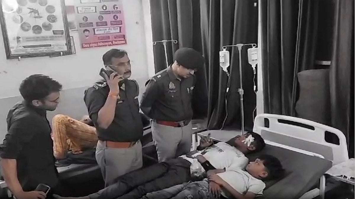 यूपी के फिरोजाबाद में भीषण सड़क हादसा, बस और डंपर की टक्कर में 5 लोगों की मौत, कई घायल