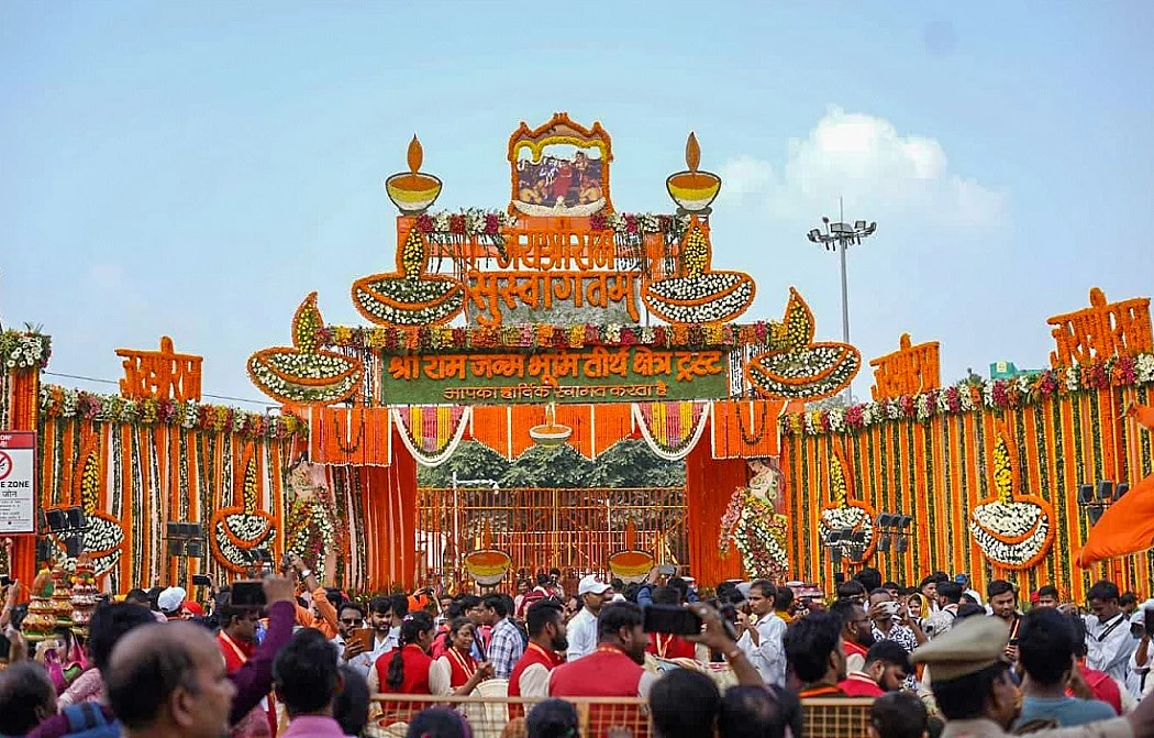 राम मंदिर में चढ़ावा चोरी और हिन्दुत्व के प्रमुख केन्द्रों में लूट-खसोट का खेल