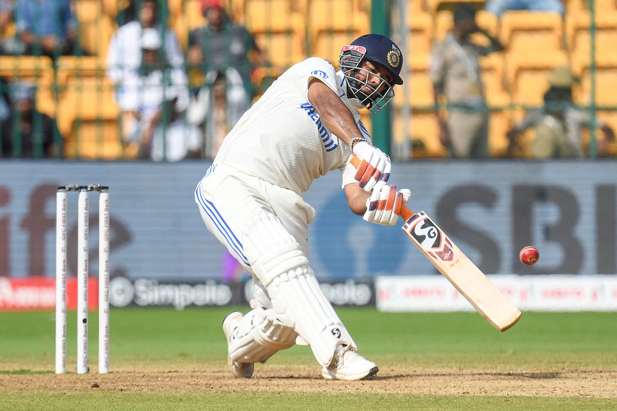 खेल: IPL 2025 मेगा ऑक्शन में पंत को लेकर बड़ा दावा और चाइना मास्टर्स के दूसरे दौर में लक्ष्य, सिंधू-मालविका