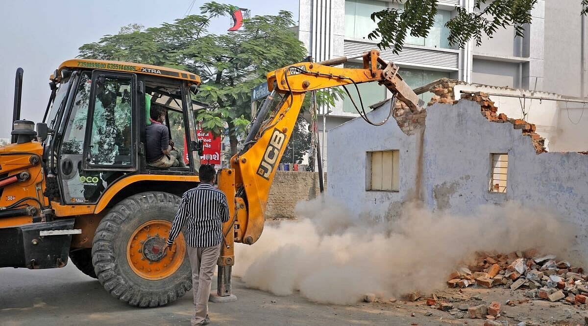सौ से अधिक लेखकों ने 'जेसीबी साहित्य पुरस्कार' को 'पाखंड' बताया, खुला पत्र लिखकर की निंदा