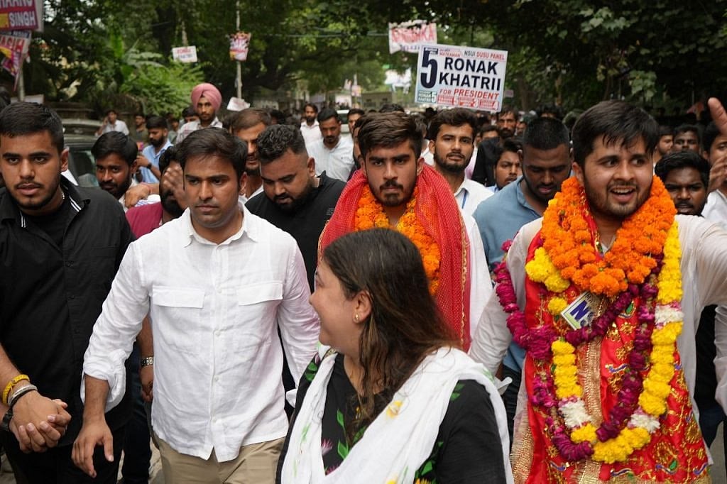DUSU Election Result: एनएसयूआई तीन सीट पर आगे, एबीवीपी उपाध्यक्ष पद की दौड़ में आगे, काउंटिंग जारी