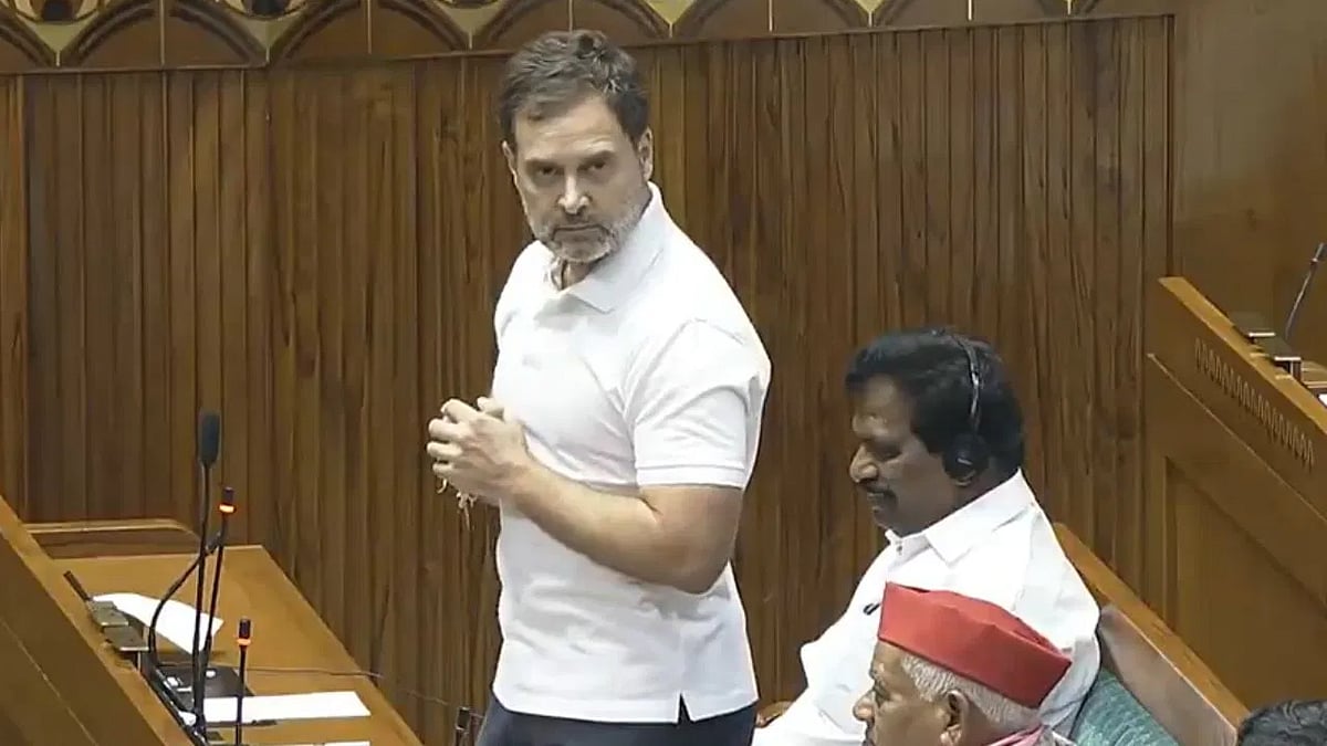 अडानी को लेकर राहुल गांधी का मोदी सरकार पर हमला, कहा- उन्हें जेल में होना चाहिए, सरकार बचा रही है