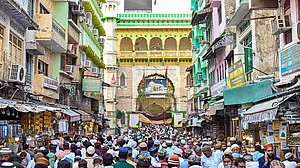 अजमेर दरगाह में शिव मंदिर होने के दावे वाली याचिका को कोर्ट ने किया मंजूर, 20 दिसंबर को अगली सुनवाई