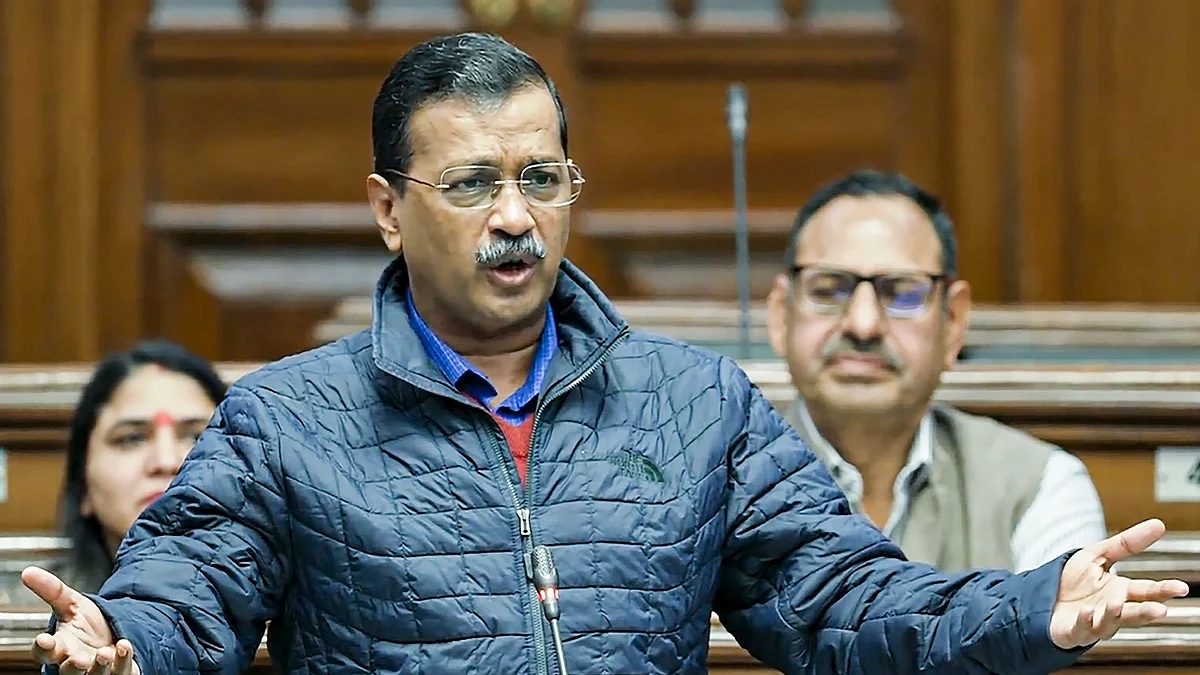 केजरीवाल ने दिल्ली में कानून व्यवस्था की गिरती स्थिति को लेकर केंद्र पर हमला बोला