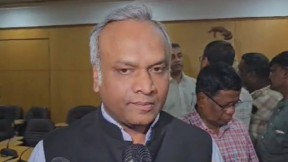 प्रियांक खड़गे ने ED पर रिपोर्ट लीक करने का लगाया आरोप, बोले- अब एक गुलाम निदेशालय बन चुकी है एजेंसी 