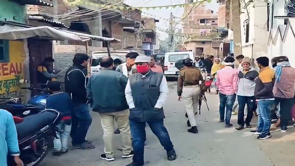 बिहार: दरभंगा में राम विवाह की झांकी के दौरान दो गुटों में झड़प, बढ़ाई गई सुरक्षा, बिना अनुमति निकाला जा रहा था जुलूस