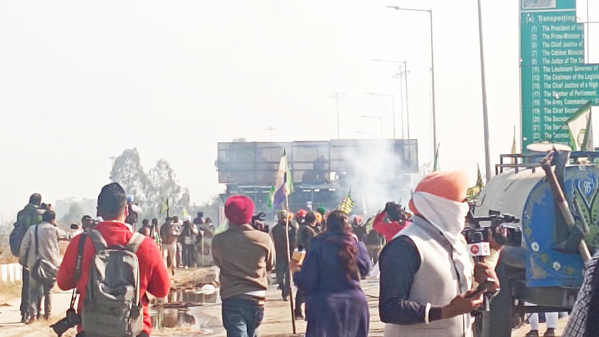 शंभू बार्डर पर प्रदर्शन कर रहे किसान