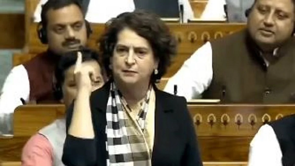 प्रियंका गांधी ने बांग्लादेश में हिंदुओं पर अत्याचार का मुद्दा उठाया, केंद्र से ठोस कदम उठाने की मांग की