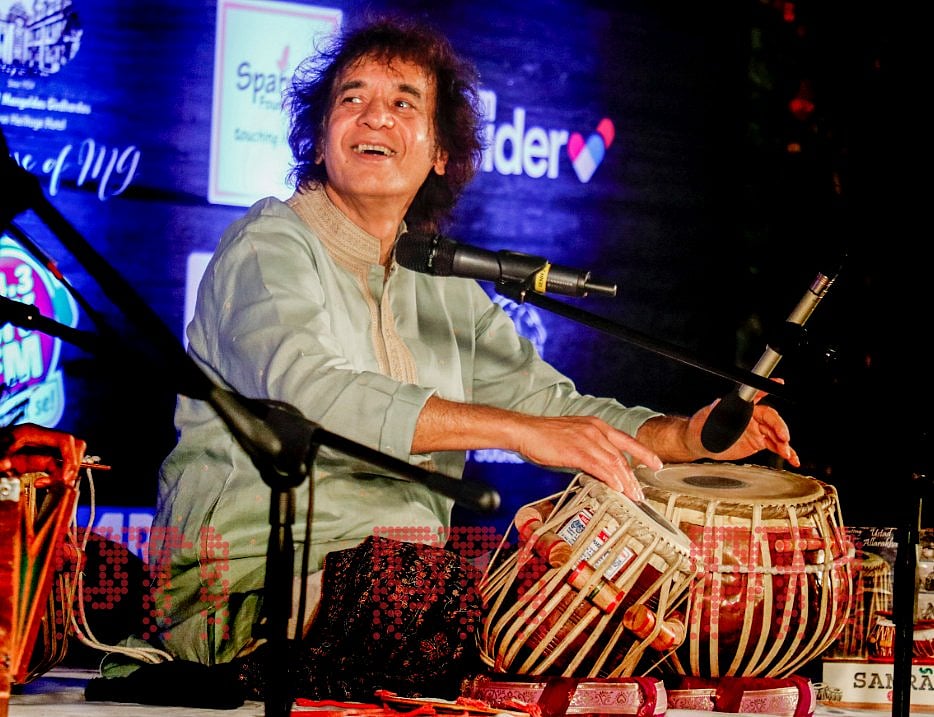 उस्ताद जाकिर हुसैन की इडियोपैथिक पल्मोनरी फाइब्रोसिस से गई जान, फेफड़ों का प्रतिरोपण ही होता है एकमात्र इलाज