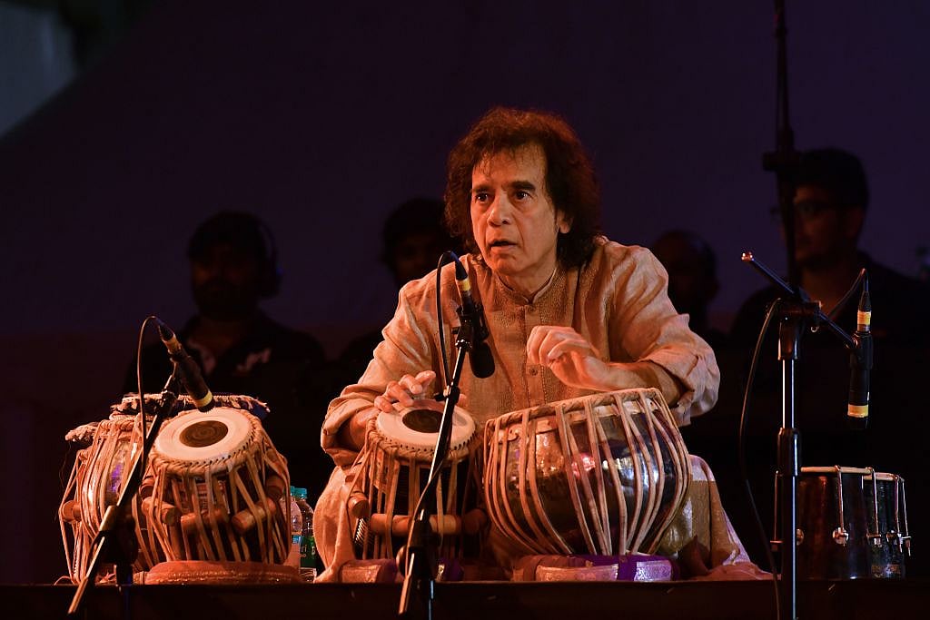 जाकिर हुसैन के निधन पर फिल्म इंडस्ट्री में शोक, बॉलीवुड हस्तियों ने कहा- आपकी धुन दिलों में हमेशा गूंजती रहेंगी