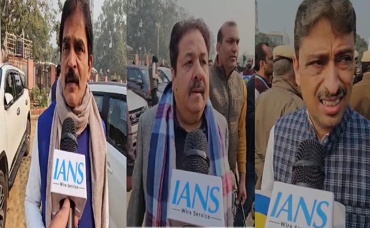 'राहुल गांधी पर FIR डॉ आंबेडकर से ध्यान भटकाने की कोशिश’, इंडिया गठबंधन के सांसदों ने बीजेपी पर साधा निशाना