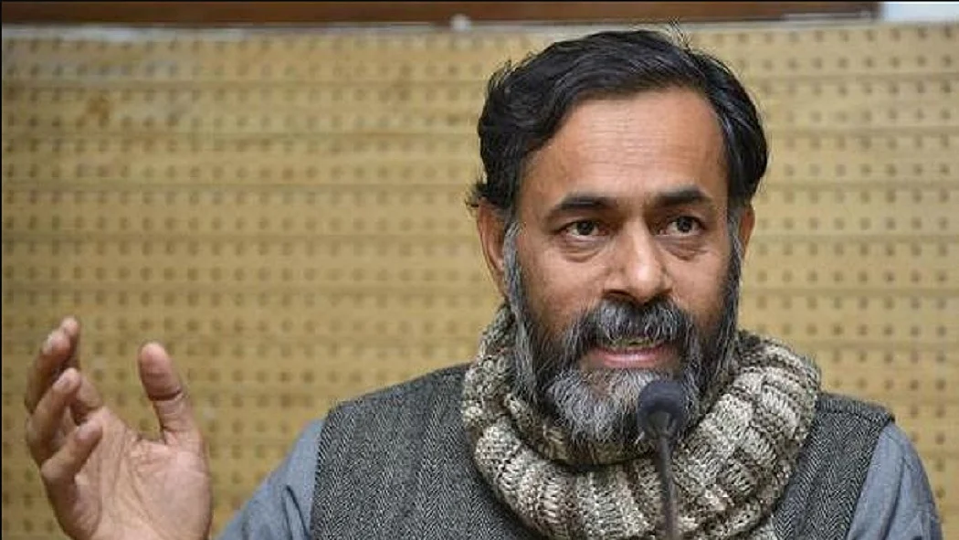 लोकतंत्र की हत्या उसके ही औजारों से की जा रही है: योगेंद्र यादव