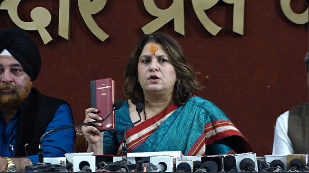 आंबेडकर के अपमान पर कांग्रेस ने अमित शाह का इस्तीफा मांगा, NDA के घटक दलों की चुप्पी पर उठाया सवाल