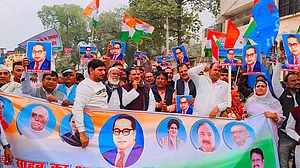 आंबेडकर पर शाह के बयान को लेकर कांग्रेस का कई राज्यों में विरोध प्रदर्शन, इस्तीफे की मांग