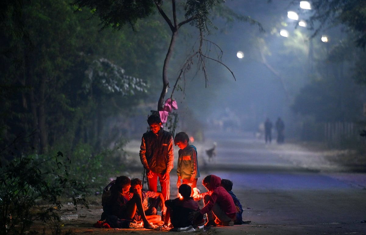 दिल्ली-NCR में बारिश का येलो अलर्ट, 2 दिन तेज बारिश और हवा चलने की संभावना, घने कोहरे से होगा सामना
