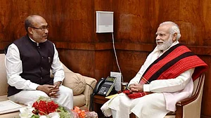 मणिपुर में बीरेन सिंह का इस्तीफा चेहरा बचाने की कवायद, अविश्वास प्रस्ताव के डर से लिया फैसलाः कांग्रेस