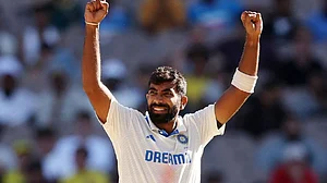 ICC रैंकिंगः जसप्रीत बुमराह टेस्ट गेंदबाजी और जो रूट बल्लेबाजी में शीर्ष पर बरकरार, यहां हुआ फेरबदल