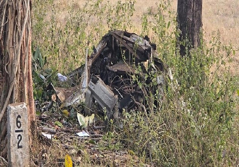 छत्तीसगढ़ में नक्सलियों ने सुरक्षाबलों के वाहन को उड़ाया, DRG के 8 जवान शहीद, चालक की भी मौत