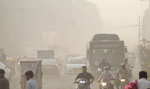 दिल्ली-NCR में बढ़ा प्रदूषण, ग्रैप-3 फिर से लगाया गया, दिशा-निर्देश जारी
