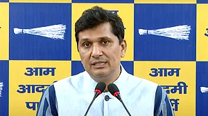 दिल्ली विधानसभा चुनाव: हमेशा से पूर्वांचल विरोधी रही है BJP, सौरभ भारद्वाज का हमला