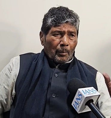 बिहार: पशुपति पारस ने दही-चूड़ा के लिए कई नेताओं को किया आमंत्रित, बोले- चुनावी साल में समीकरण बदलेगा
