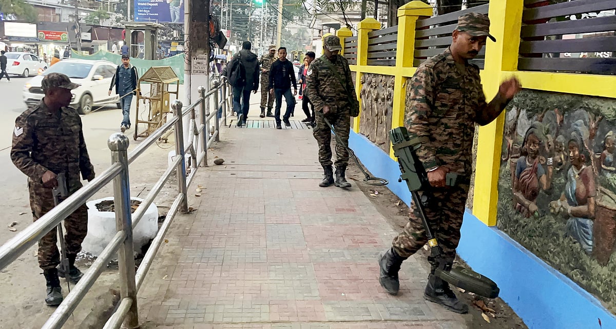 गणतंत्र दिवस: असम में समारोहों की तैयारियों के बीच भारी मात्रा में विस्फोटक बरामद, बढ़ाई गई सुरक्षा