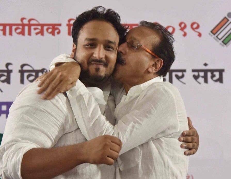 'हत्या के दिन बाबा सिद्दीकी ने डायरी में लिखा था बीजेपी नेता मोहित कंबोज का नाम', बेटे जीशान का दावा  