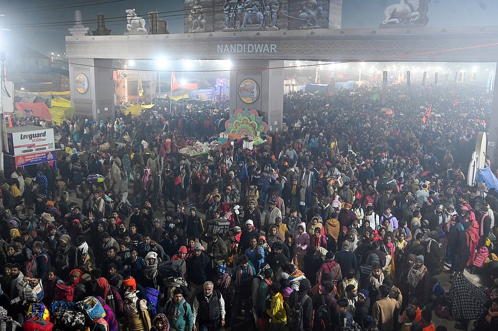 अर्थजगतः महाकुंभ से होटल इंडस्ट्री को मिला बूस्ट और सुले ने महाराष्ट्र की अर्थव्यवस्था पर श्वेत पत्र की मांग की