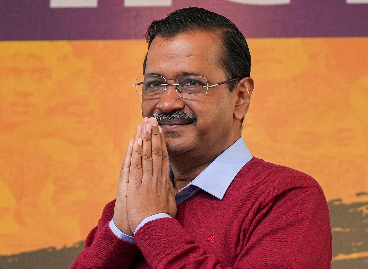 दिल्ली चुनाव: केजरीवाल बोले- अगर राजनीति करनी है तो राजीव कुमार दिल्ली में विधानसभा चुनाव लड़ लें