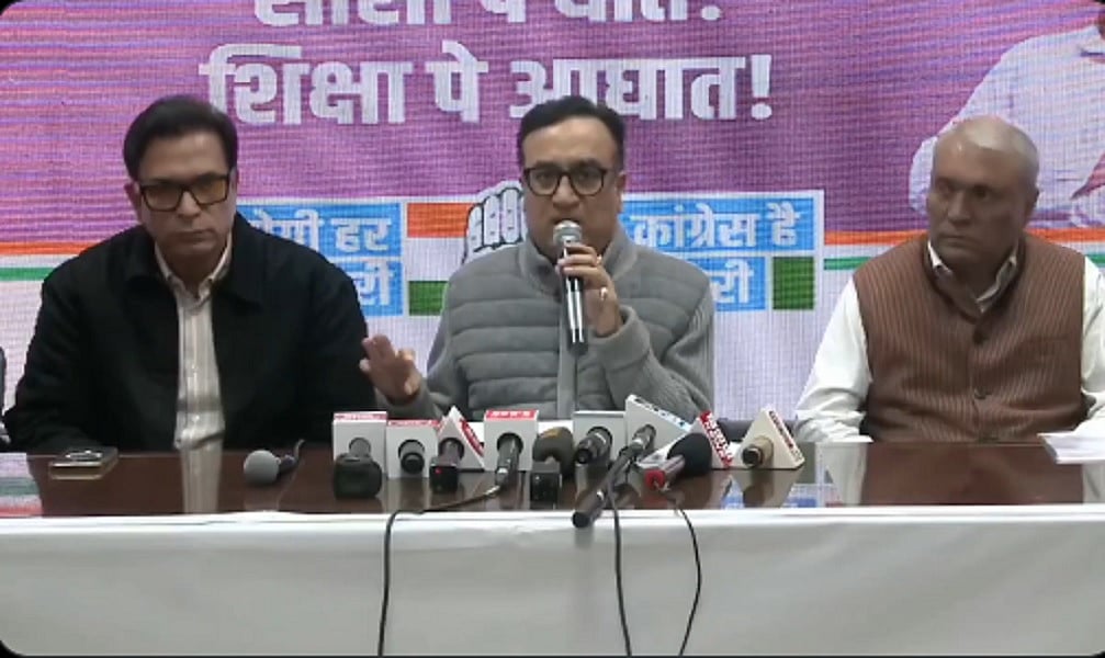 आप ने दिल्ली के विकास को लेकर भ्रमजाल बिछाया, स्वास्थ्य और शिक्षा क्षेत्र को बनाया बदहालः अजय माकन