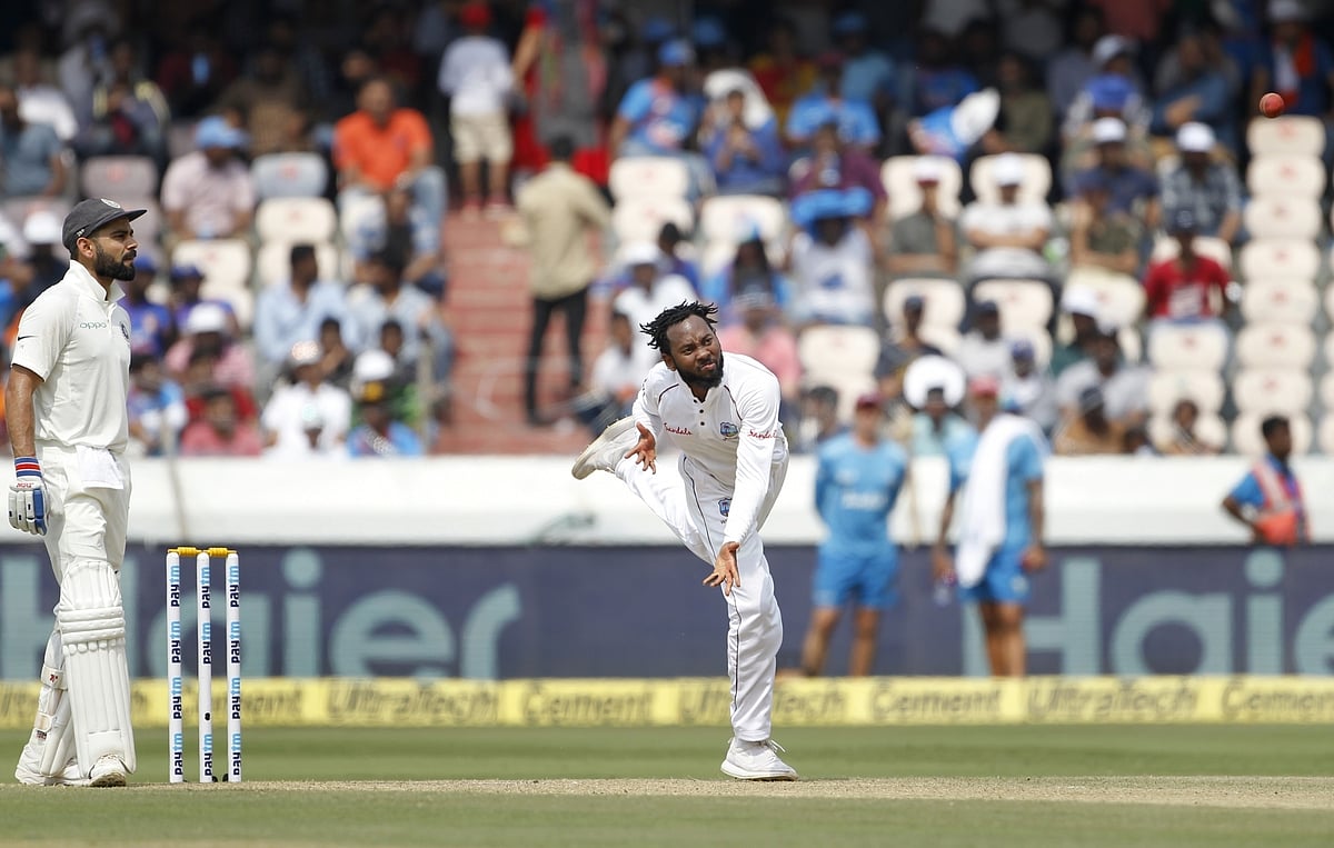 वेस्टइंडीज के स्पिनर जोमेल वारिकन को जनवरी के लिए आईसीसी मेन्स प्लेयर्स ऑफ द मंथ का पुरस्कार