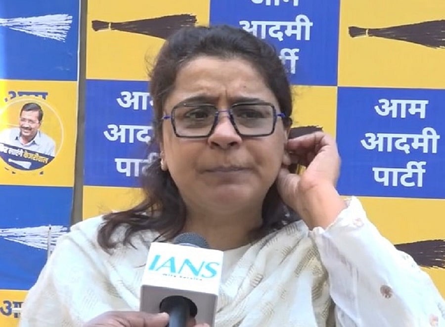 बीजेपी गुटबाजी के चलते अब तक दिल्ली को मुख्यमंत्री नहीं दे पाई, अभी से राजधानी में बढ़ने लगे लंबे पावर कट: आप