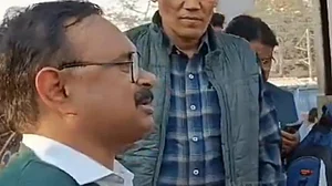 मोदी जी ने बिना टिकट रेल यात्रा की अनुमति दी है: प्रयागराज जा रही महिलाओं के जवाब से डीआरएम भी हैरान
