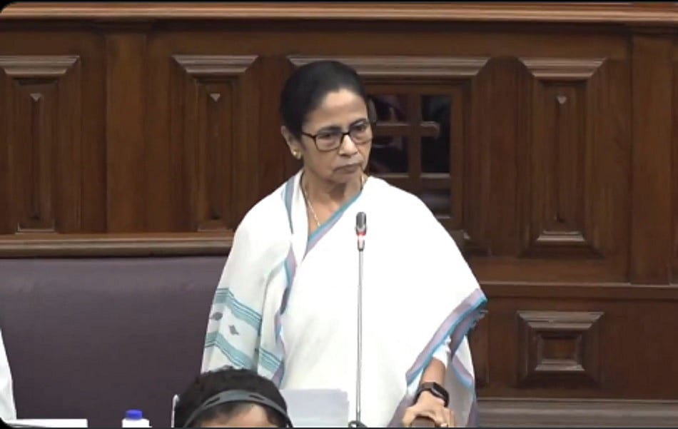 महाकुंभ ‘मृत्यु कुंभ’ बन गया है.. ममता ने कुप्रबंधन का लगाया आरोप, बीजेपी सरकार को घेरा