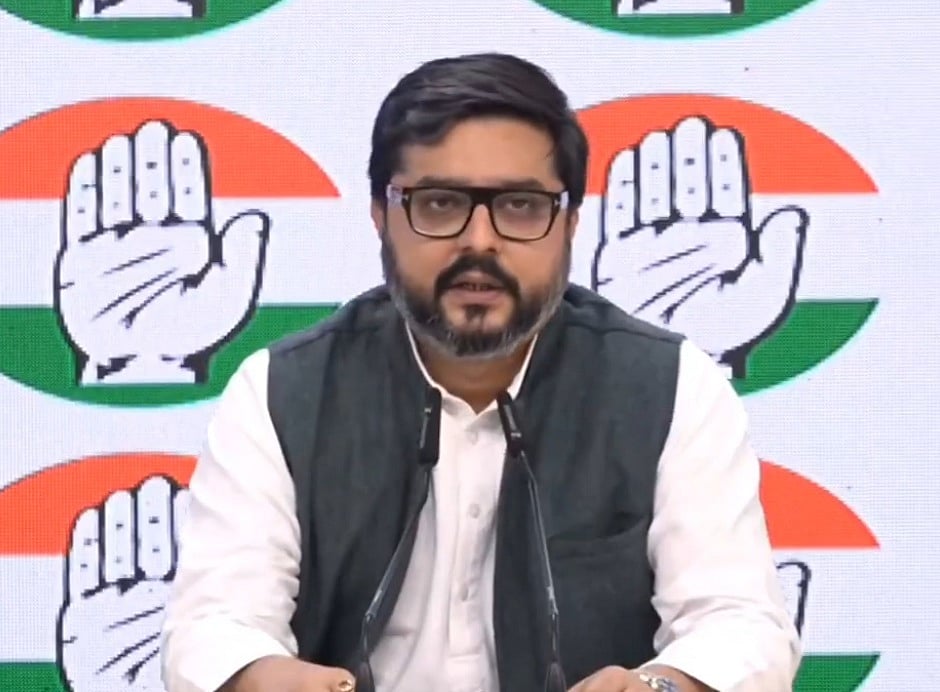 'यूपी में 69 हजार शिक्षकों की भर्ती में हुए घोटाले', कांग्रेस की मांग- कराई जाए उच्चस्तरीय न्यायिक जांच
