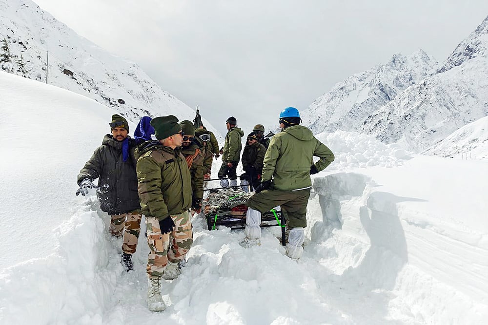 उत्तराखंड हिमस्खलन: बलिया जिले के राम सुजान सिंह लापता, परिजन परेशान