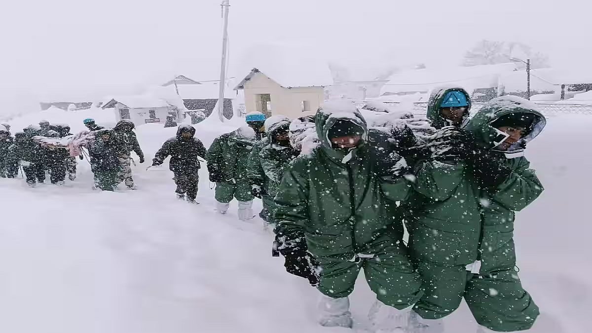 उत्तराखंड: चमोली में ग्लेशियर टूटने के बाद अब तक 33 मजदूर बचाए गए, 22 की तलाश जारी, अस्पताल में भर्ती 4 की हालत नाजुक