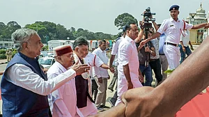 कर्नाटक: राज्यपाल बोले- सरकार की गारंटी योजनाओं से लोगों के जीवन में आया बड़ा बदलाव, दुनिया भर के अर्थशास्त्री कर रहे अध्ययन