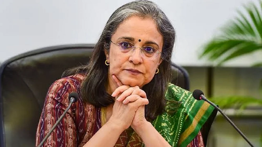 अडानी-हिंडनबर्ग मामला: लोकपाल ने पूर्व सेबी प्रमुख माधबी बुच को दे दी क्लीन चिट