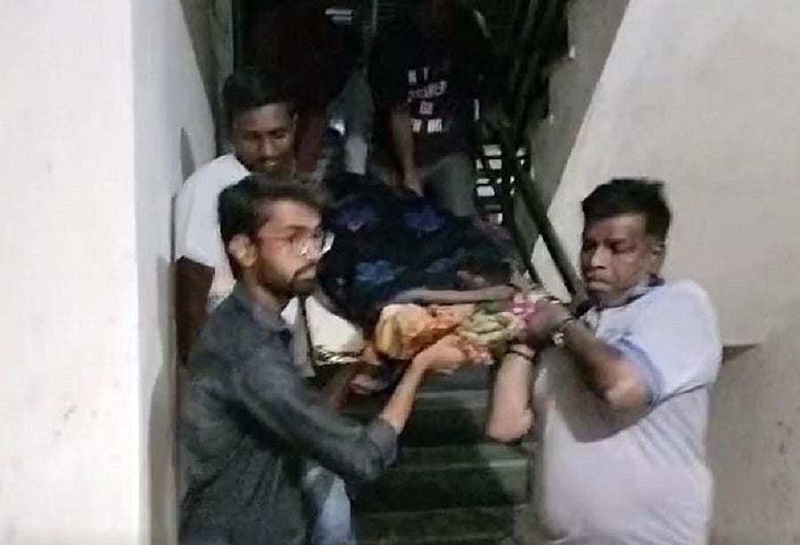 गुजरात: कर्ज में डूबे व्यक्ति ने पत्नी और बेटे को मारकर आत्महत्या का प्रयास किया, जांच में जुटी पुलिस