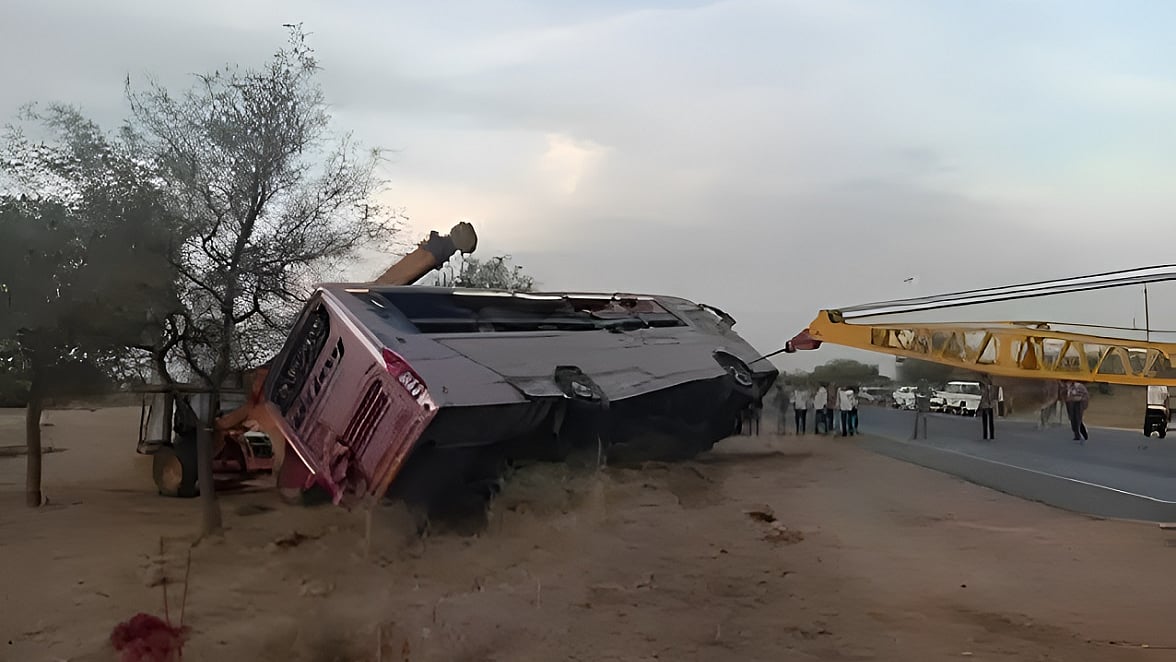 राजस्थान के नागौर में दो बड़े सड़क हादसे, बस पलटने से 3 छात्रों की मौत, खींवसर में 4 की गई जान