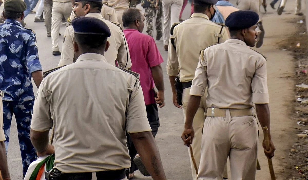 बिहार के अररिया और मुंगेर के बाद अब भागलपुर में पुलिस टीम पर हमला, ASI समेत 5 पुलिसकर्मी घायल