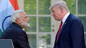विष्णु नागर का व्यंग्यः ट्रंप पर खामोशी भी पीएम मोदी की वीरता है, एक तरह से हिंदू राष्ट्रवाद की सेवा है!